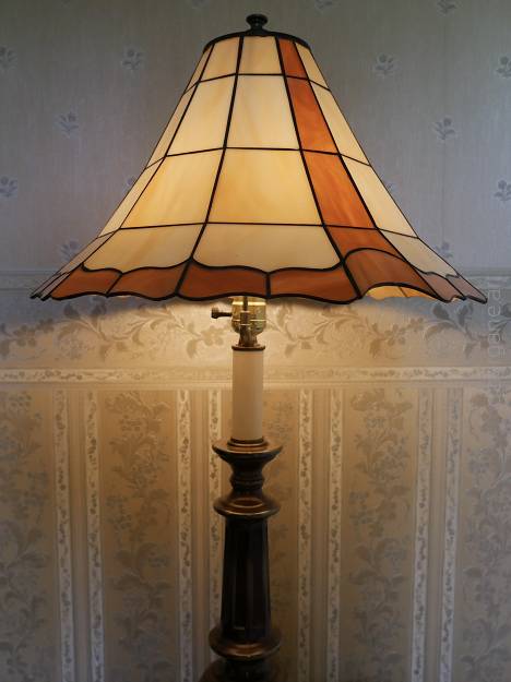 Lampa witrażowa w stylu Tiffany, odcienie brązu,  (111)