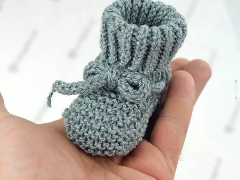 Buciki merino/bawełna na drutach, skarpetki niemowlęce do chrztu (niechodki)