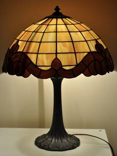 Lampa witrażowa w stylu Tiffany 41 cm, używana